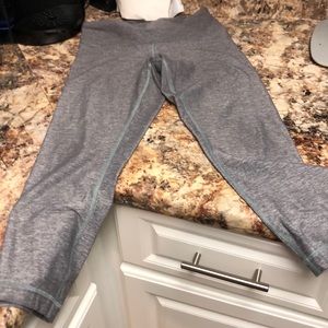 Lululemon Wunder Under crop midrise - size 4